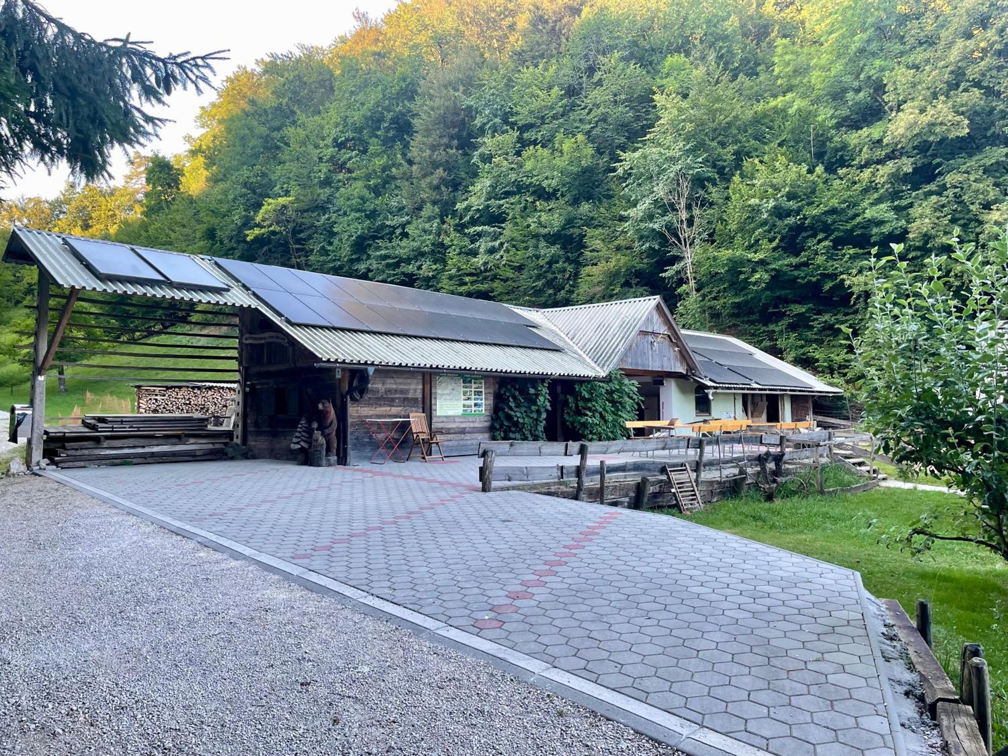 Wooden Cabin Kamna Gorica エクステリア 写真